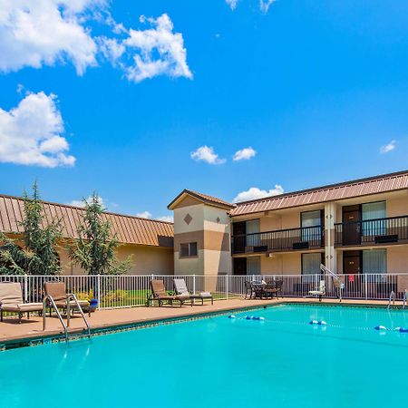 Best Western Tulsa Airport Экстерьер фото