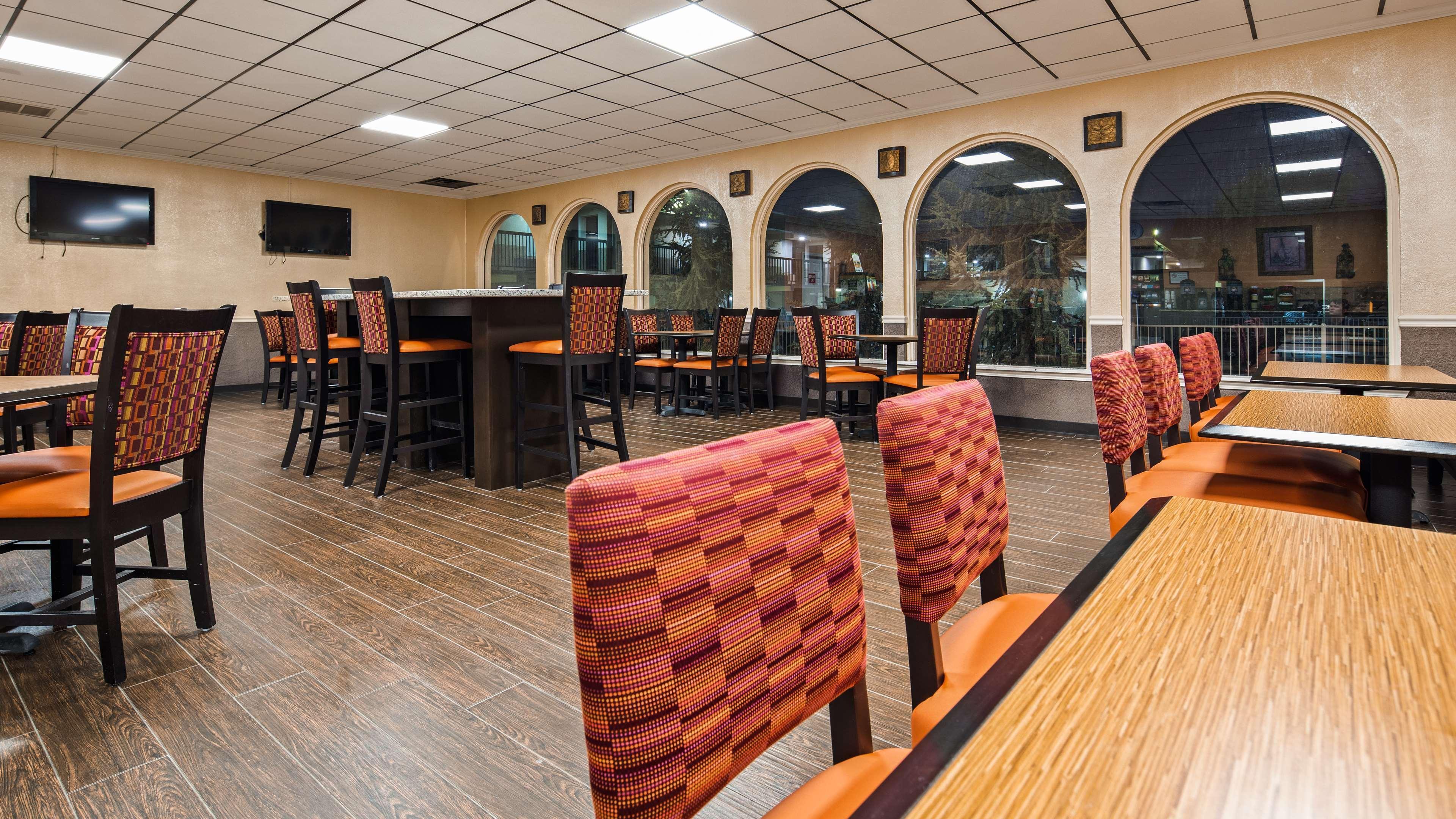 Best Western Tulsa Airport Экстерьер фото