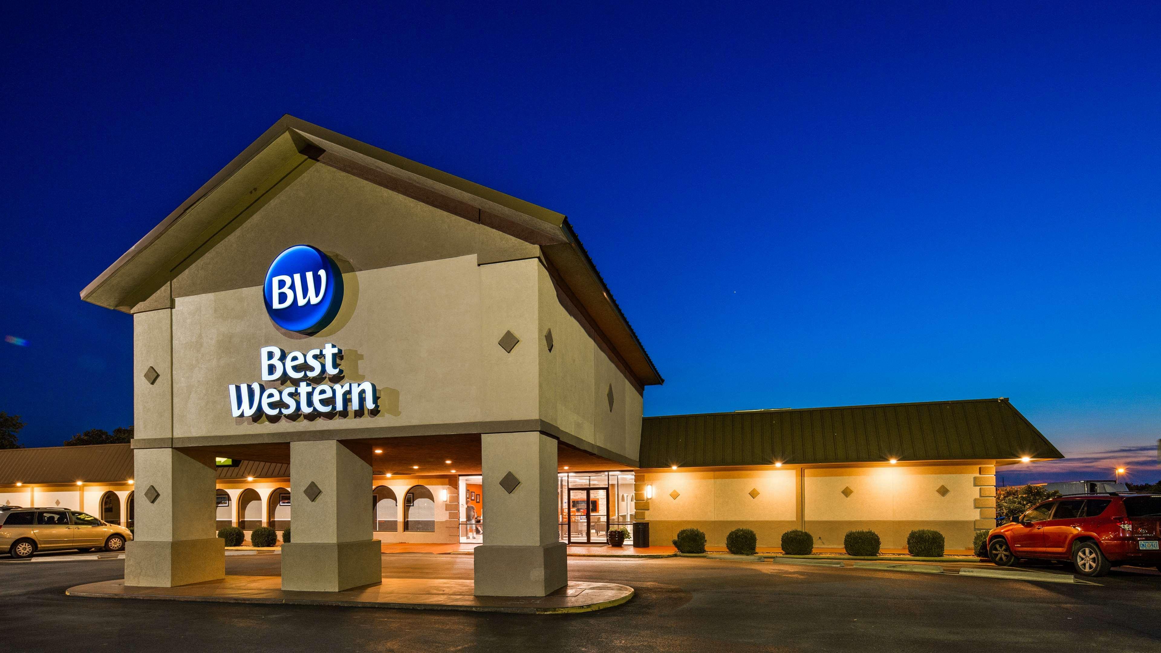 Best Western Tulsa Airport Экстерьер фото