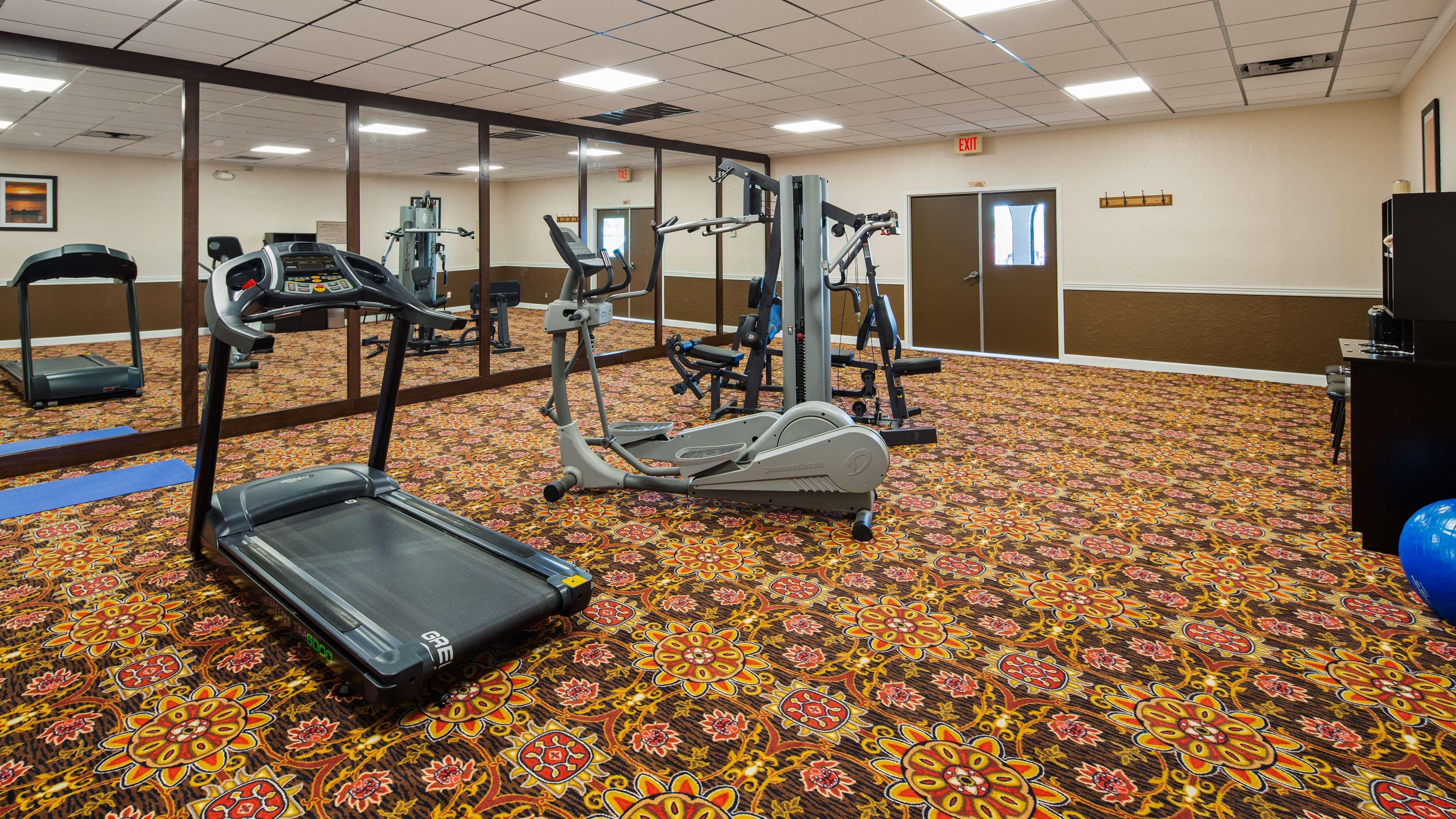 Best Western Tulsa Airport Экстерьер фото
