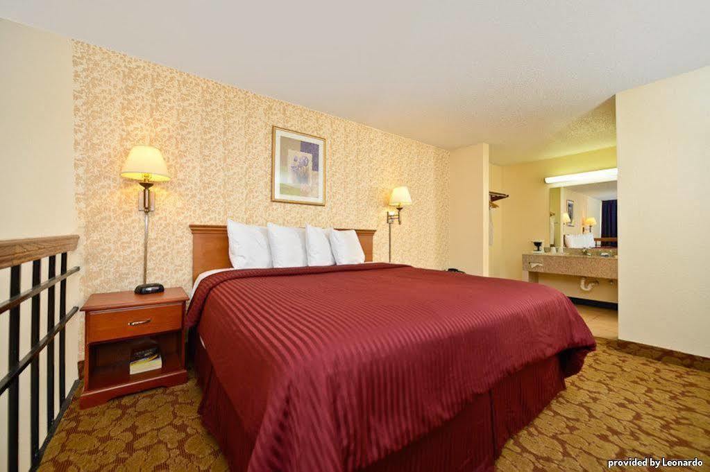 Best Western Tulsa Airport Экстерьер фото