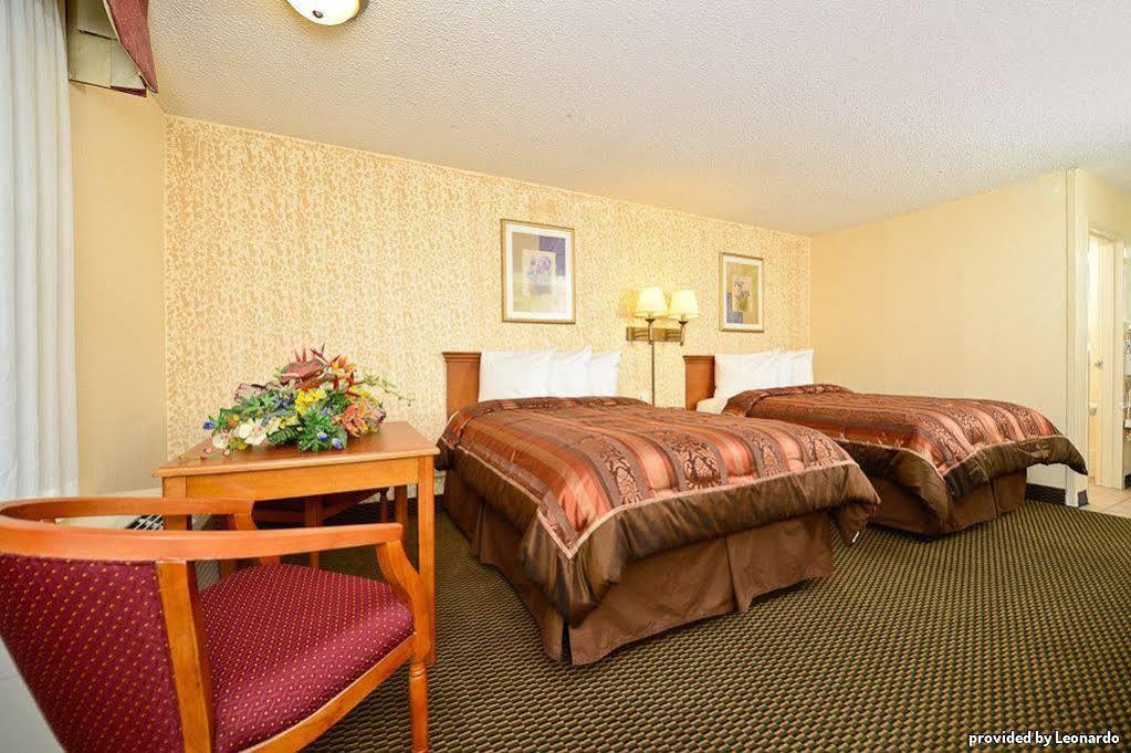 Best Western Tulsa Airport Экстерьер фото